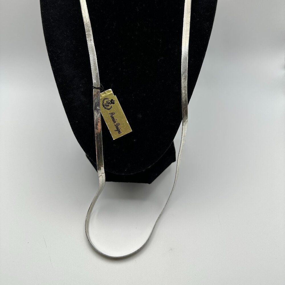Premier Designs herringbone silver-tone necklace 30”.  With original tag. - Picture 2 of 13